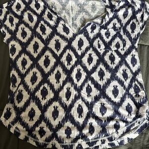 Lilly Pulitzer Navy and White Short Sleeve Top